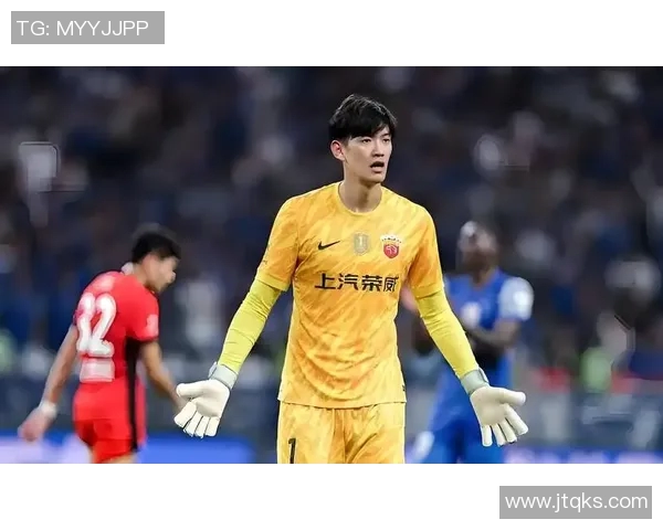 西安足球队技术争议引发热议球迷与专家各执己见探讨战术与裁判判罚